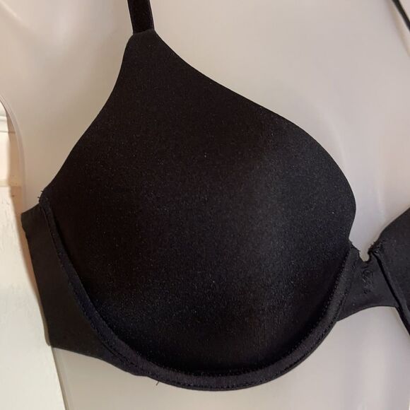 Victoria's Secret Black Uplift Semi Demi Bra 32D - Picture 5 of 13